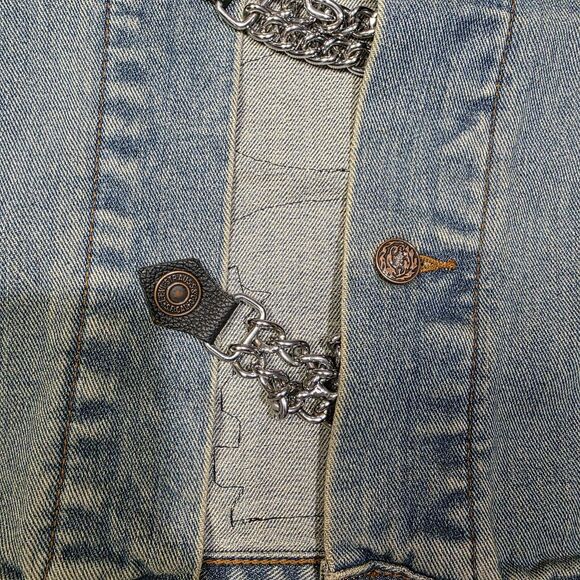 Vintage Levis 70507 Trucker Cutoff Vest Jacket Mens 2XL Biker Patches And Pins - Picture 4 of 12